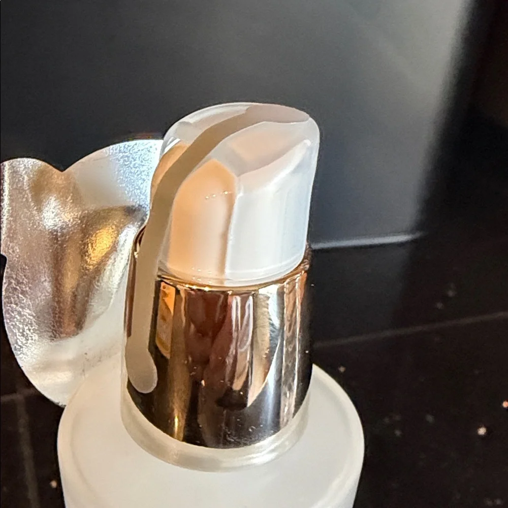 Rice Ginseng Serum. Brightening and glass skin Glow.